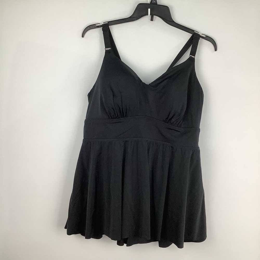 Torrid Wire-Free Racerback Tankini Swim Top womens size 4 D/DD
